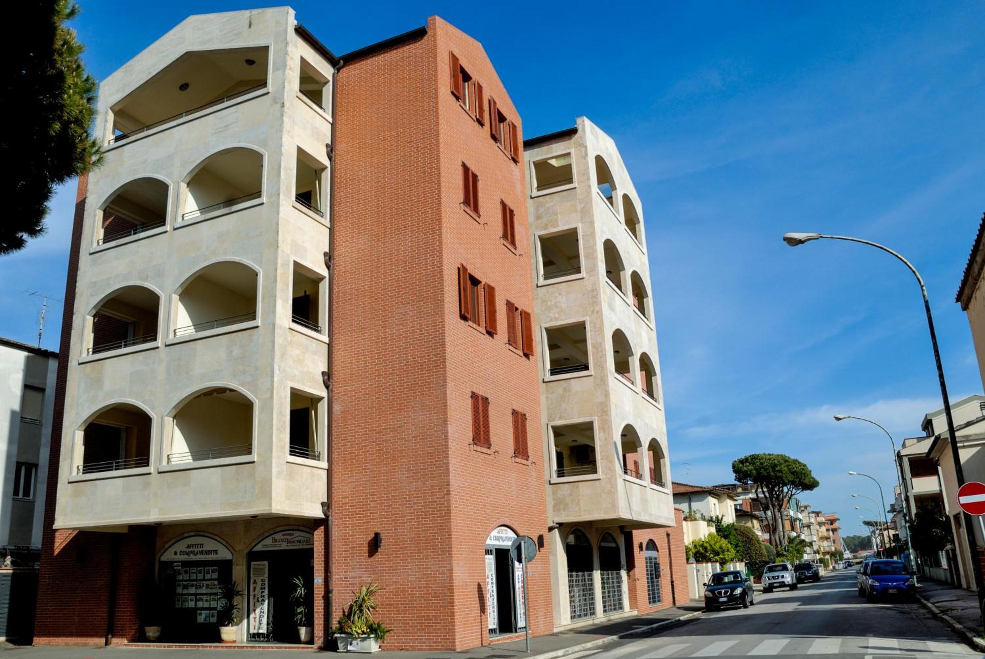 I Portici Appartamenti Marina di Grosseto Extérieur photo